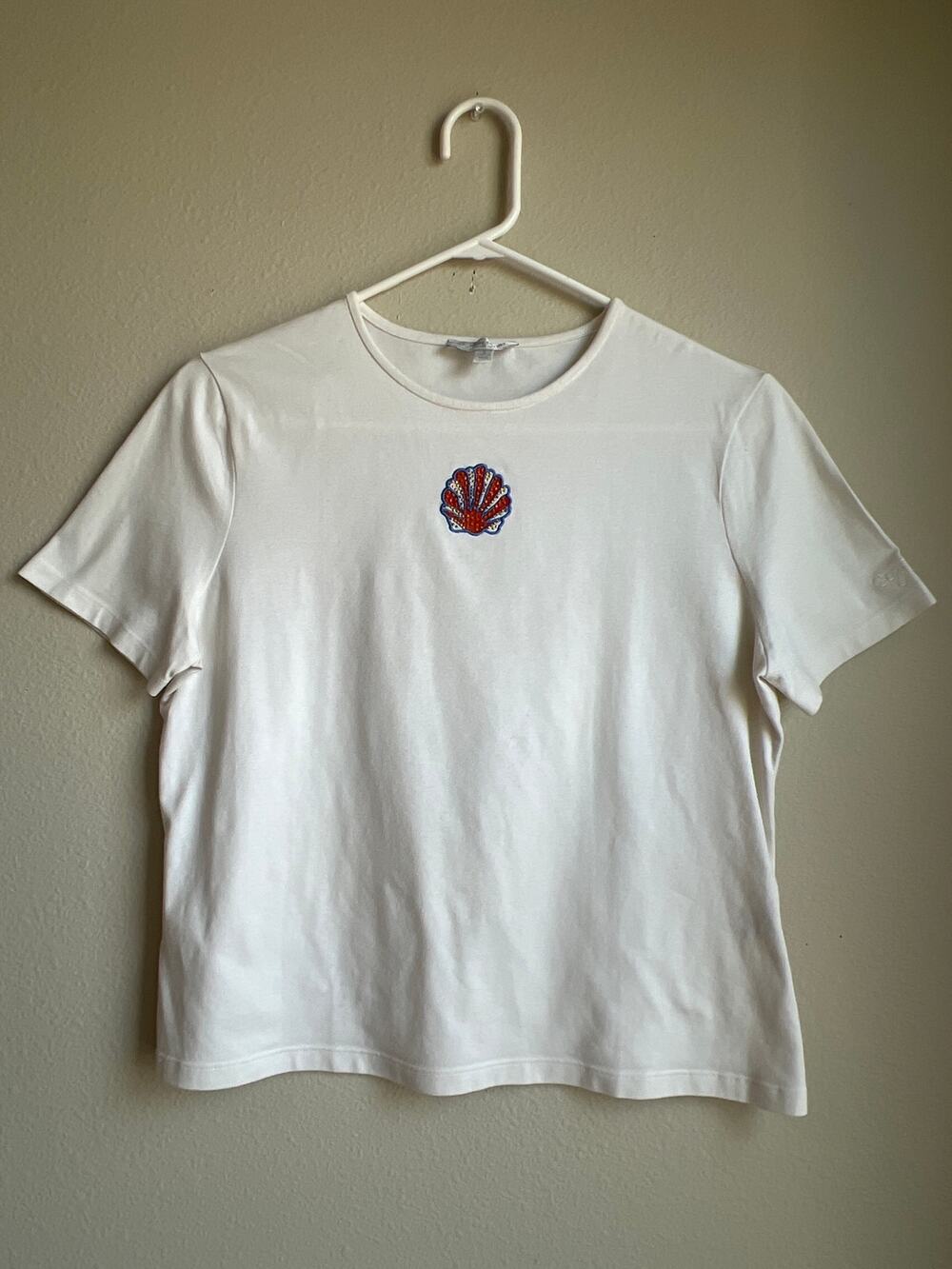St John Sport Marie Gray White Knit T Shirt Crystal Rhinestone Seashell Small
